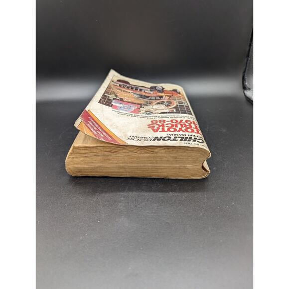 Chilton's Repair Manual Book Toyota Trucks 1970-88 Part No. 7035 4WD Diesel READ - Picture 4 of 13